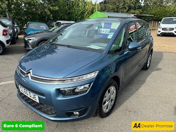 Used Citroen C4 Grand Picasso 2016 for sale - 76634899: Photo
