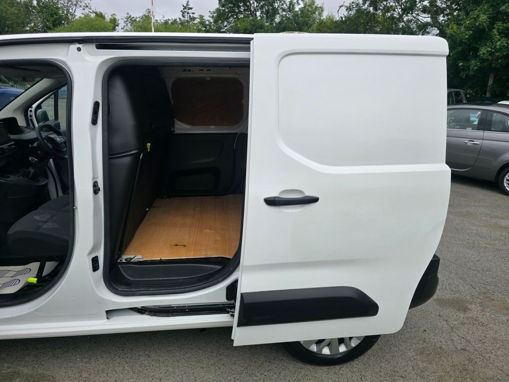 Vehicle 33