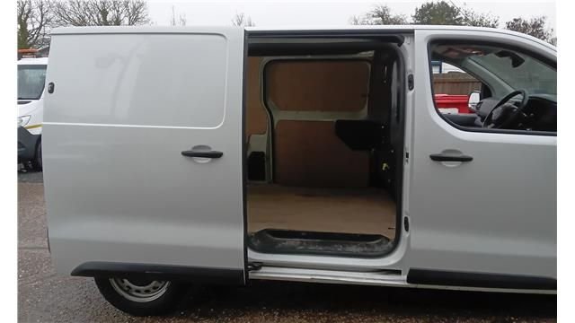 Used Peugeot Expert 2022 for sale - 77498853: Photo 9