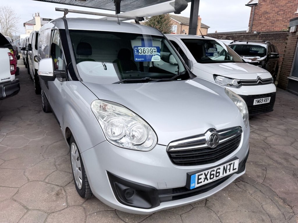Used Vauxhall Combo 2016 for sale - 76950217: Photo 2