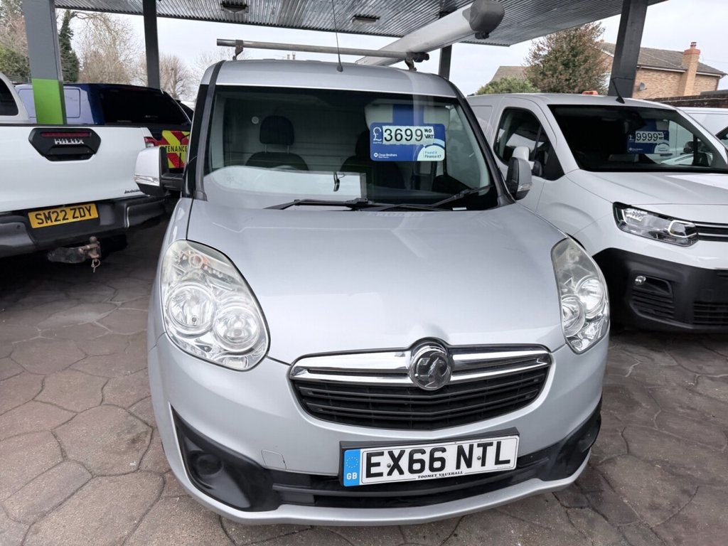 Used Vauxhall Combo 2016 for sale - 76950217: Photo 3