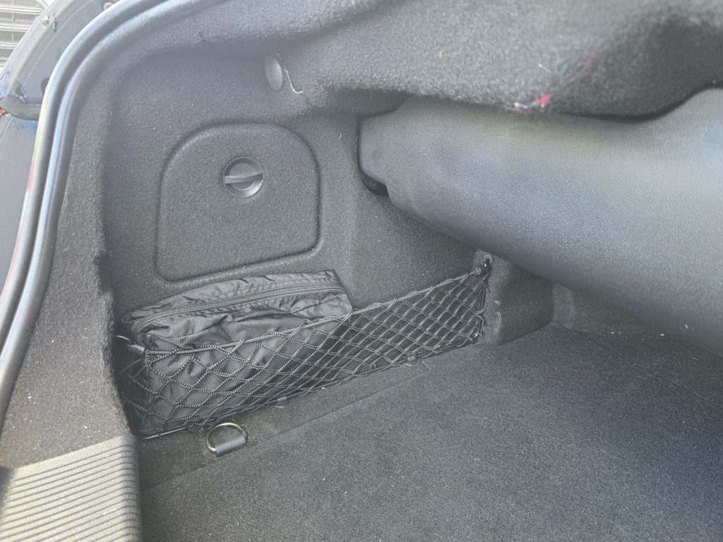 Used Mercedes-Benz E Class 2013 for sale - 76654771: Photo 45