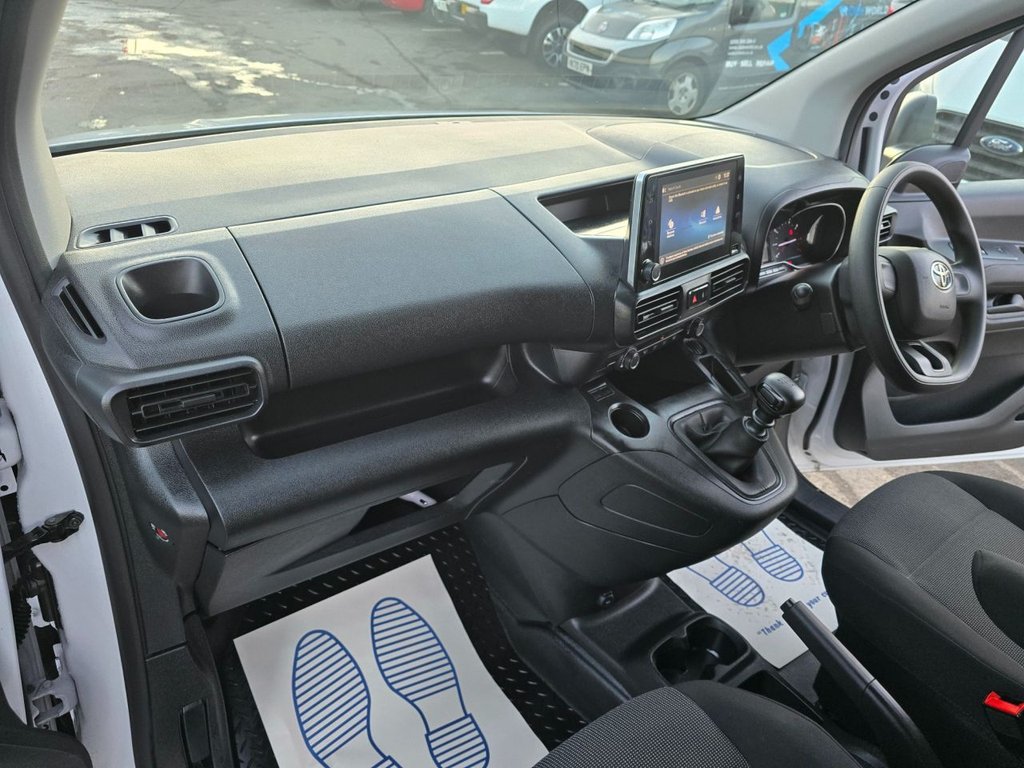 Used Toyota ProAce 2024 for sale - 76631878: Photo 28