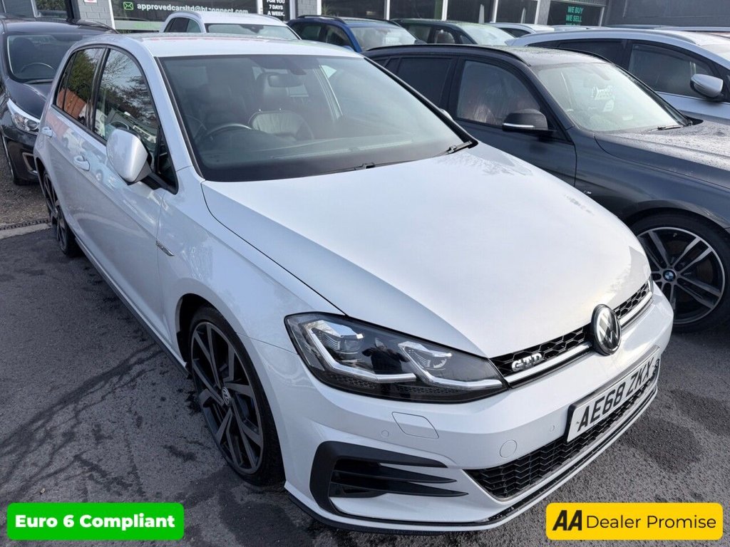 Used Volkswagen Golf 2018 for sale - 76934645: Photo 1