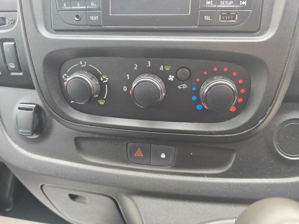 Used Vauxhall Vivaro 2018 for sale - 77834982: Photo 22