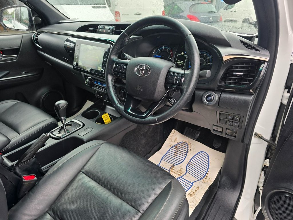 Used Toyota Hilux 2022 for sale - 76634928: Photo 18