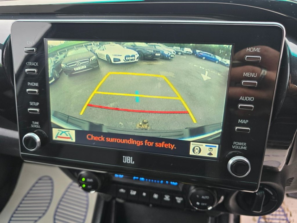 Used Toyota Hilux 2022 for sale - 76634928: Photo 22