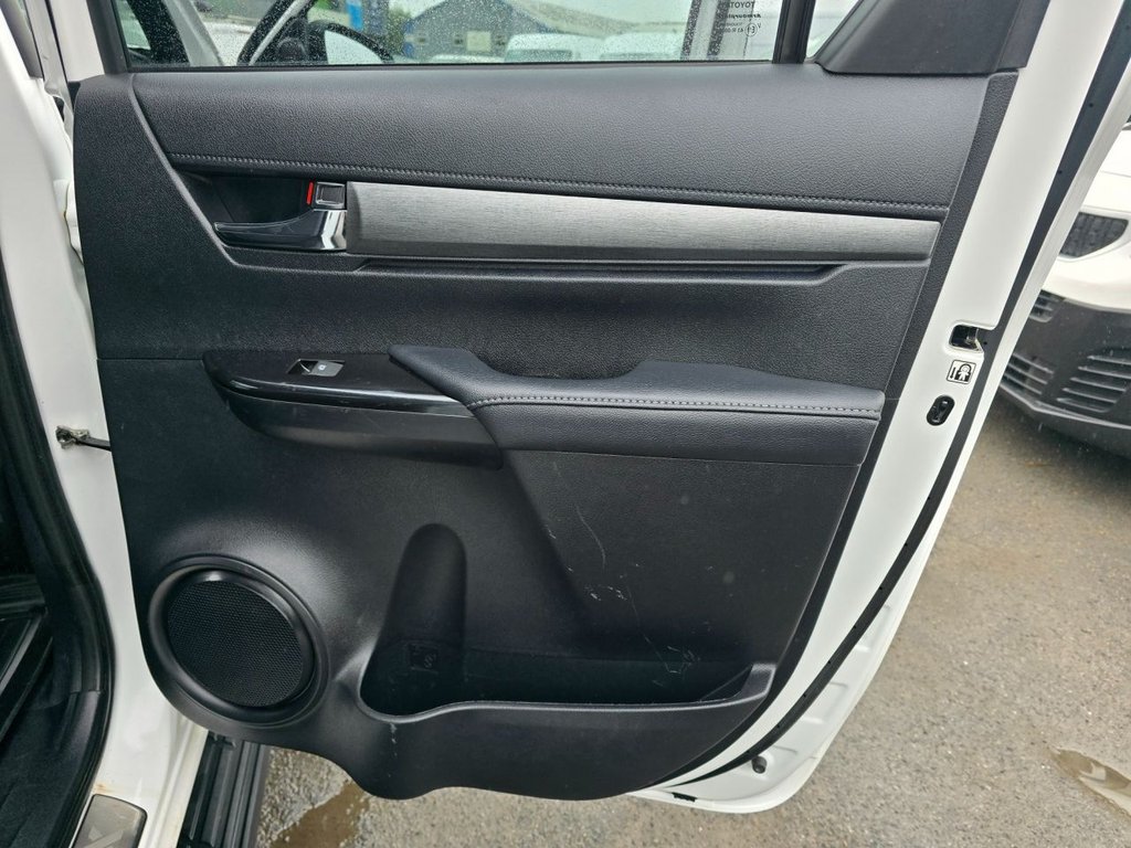 Used Toyota Hilux 2022 for sale - 76634928: Photo 49
