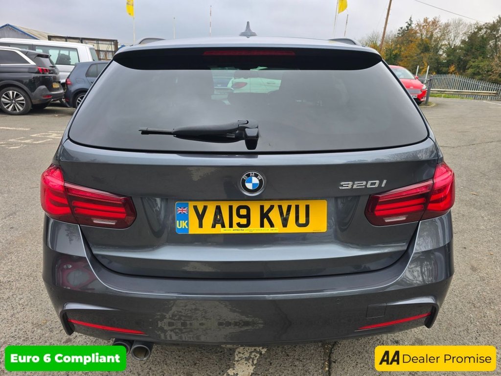 Used BMW 3 Series 2019 for sale - 76631879: Photo 11