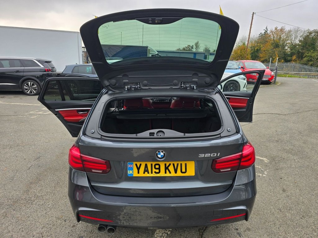 Used BMW 3 Series 2019 for sale - 76631879: Photo 38