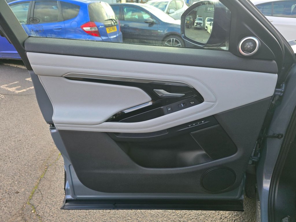 Used Land Rover Range Rover Evoque 2020 for sale - 76634988: Photo 36