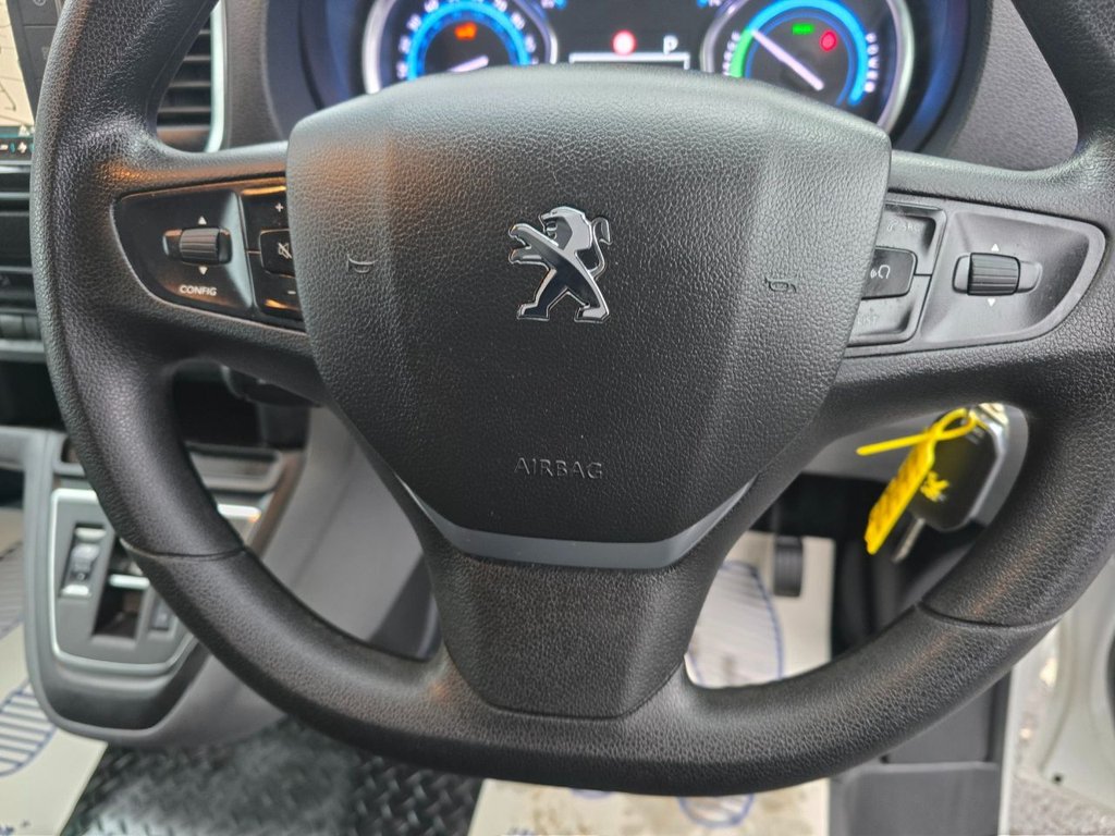 Used Peugeot e-Expert 2021 for sale - 77110904: Photo 18