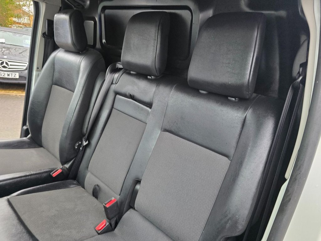 Used Peugeot e-Expert 2021 for sale - 77110904: Photo 32