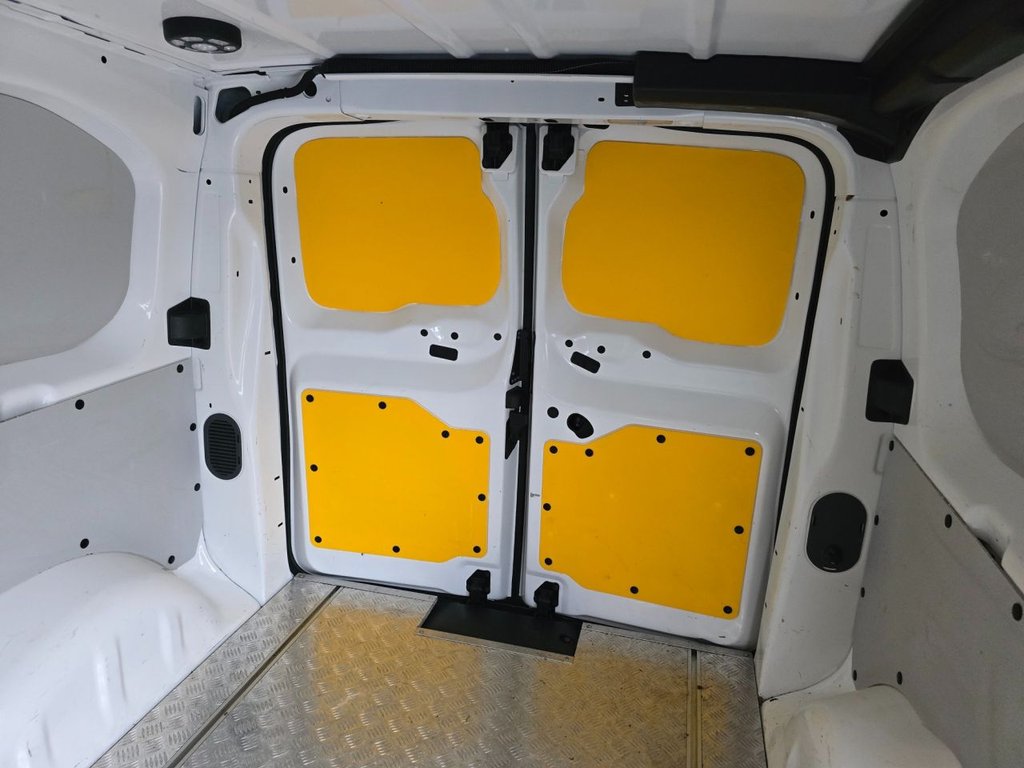 Used Peugeot e-Expert 2021 for sale - 77110904: Photo 38