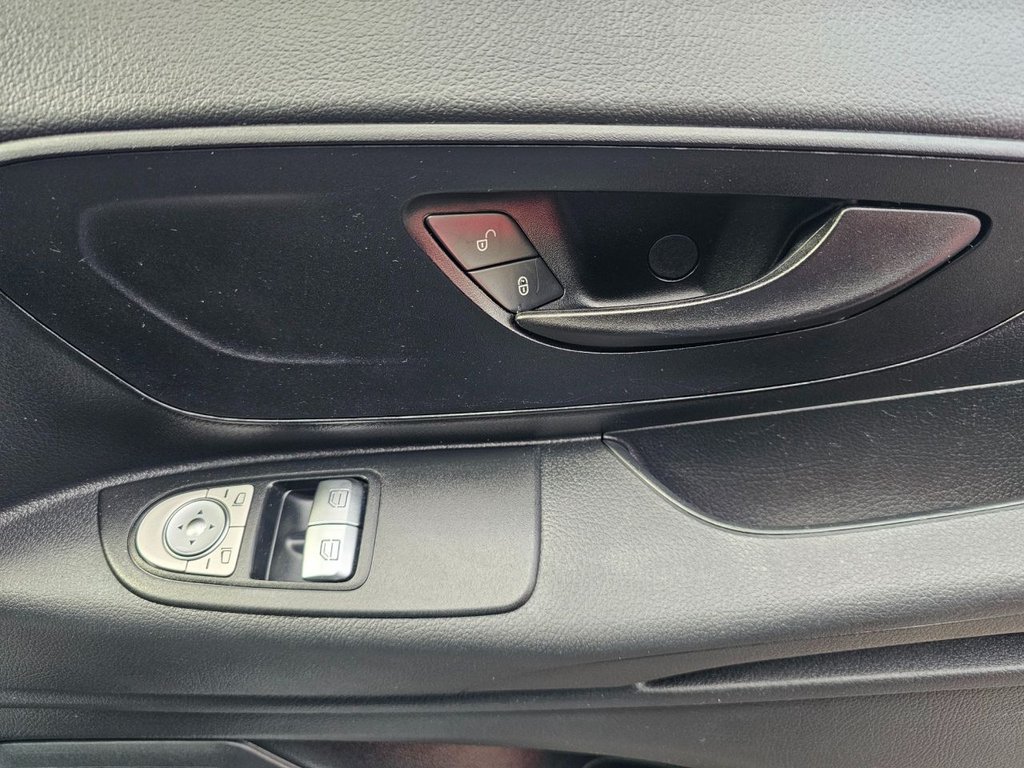 Used Mercedes-Benz Vito 2021 for sale - 77369930: Photo 24