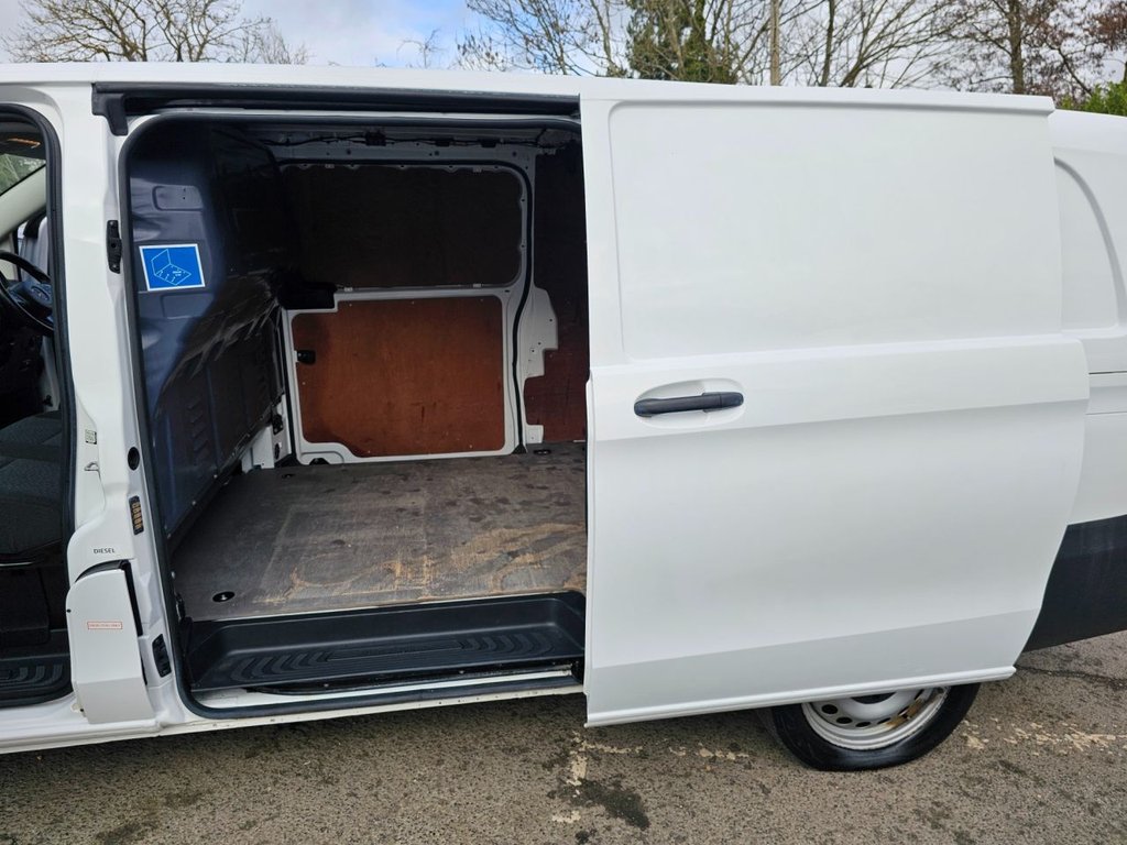 Used Mercedes-Benz Vito 2021 for sale - 77369930: Photo 32