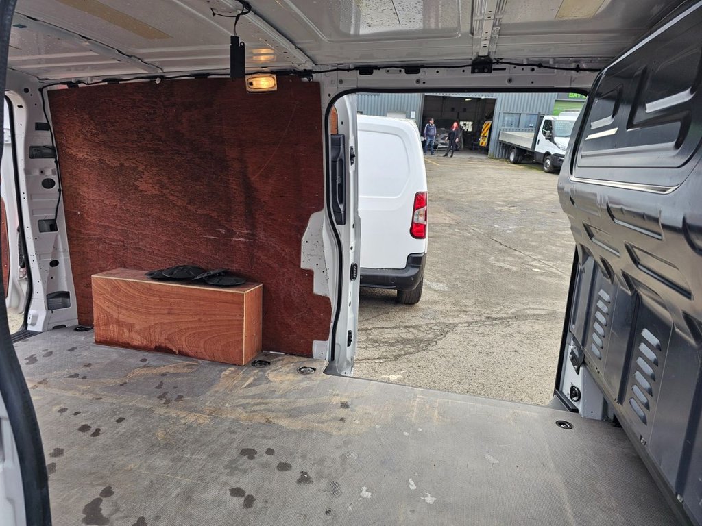 Used Mercedes-Benz Vito 2021 for sale - 77369930: Photo 43