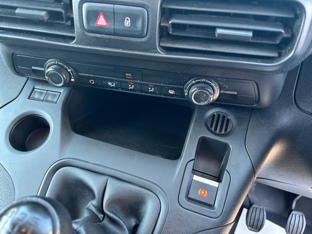 Used Peugeot Partner 2021 for sale - 76634904: Photo 31