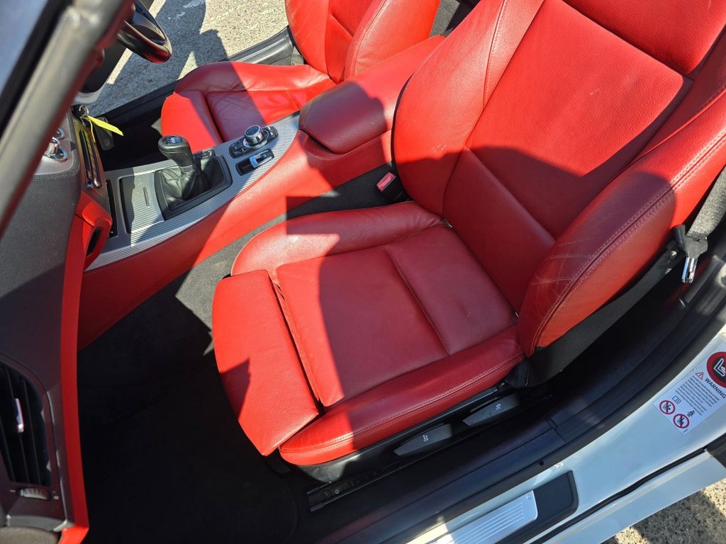 Used BMW Z4 2011 for sale - 76642083: Photo 31