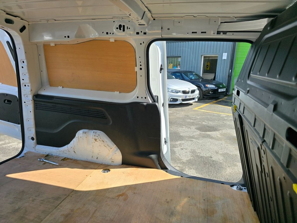 Used Peugeot Partner 2021 for sale - 76634880: Photo 44