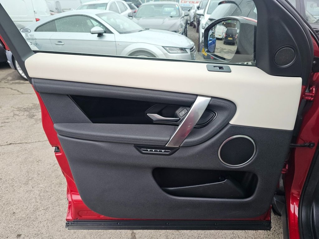 Used Land Rover Discovery Sport 2020 for sale - 77583543: Photo 32