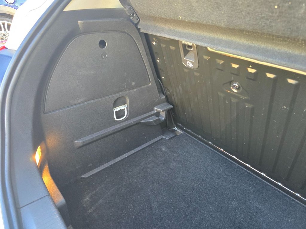 Used Vauxhall Corsa 2015 for sale - 76634936: Photo 37