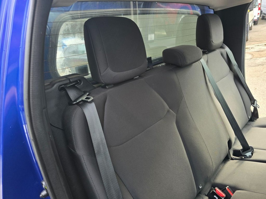 Used Isuzu D-Max 2021 for sale - 76634966: Photo 46