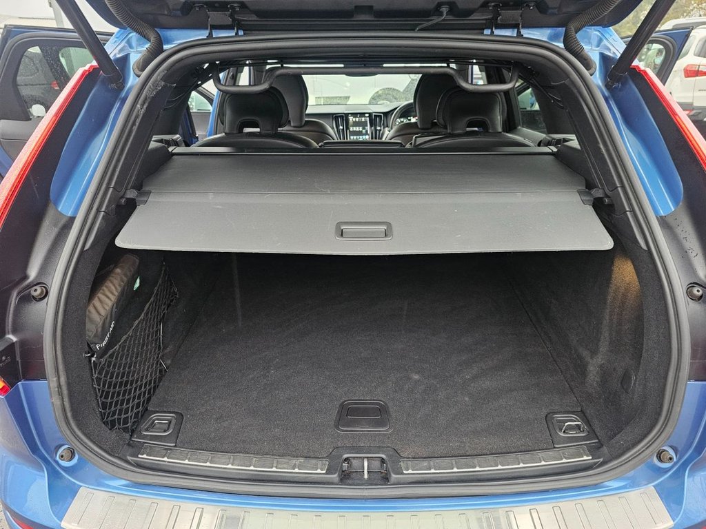 Used Volvo XC60 2018 for sale - 77583575: Photo 42