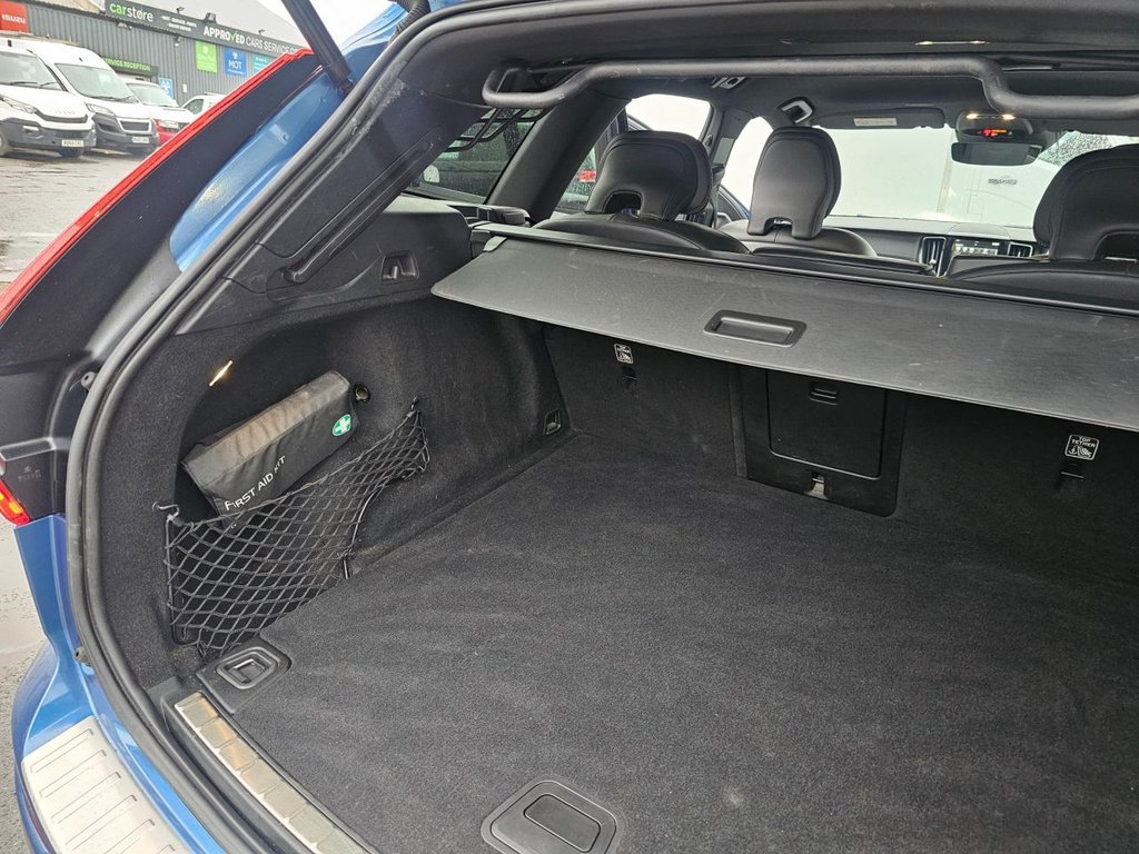 Used Volvo XC60 2018 for sale - 77583575: Photo 45