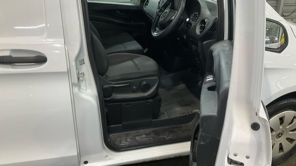 Used Mercedes-Benz Vito 2022 for sale - 76973695: Photo 9