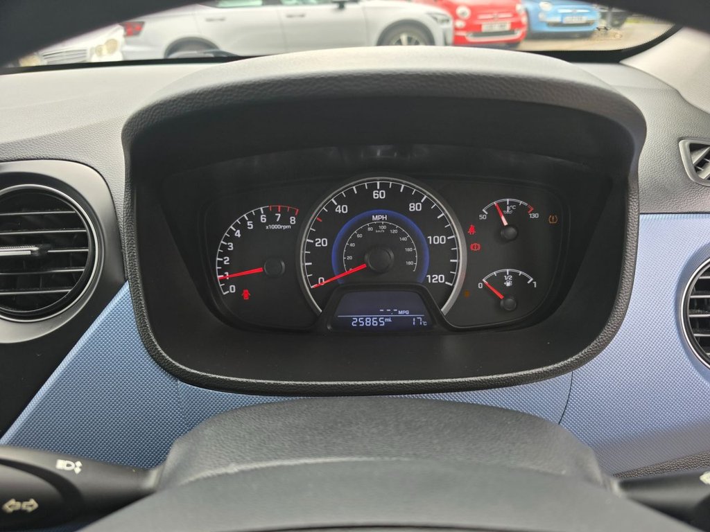 Used Hyundai i10 2016 for sale - 76634915: Photo 18