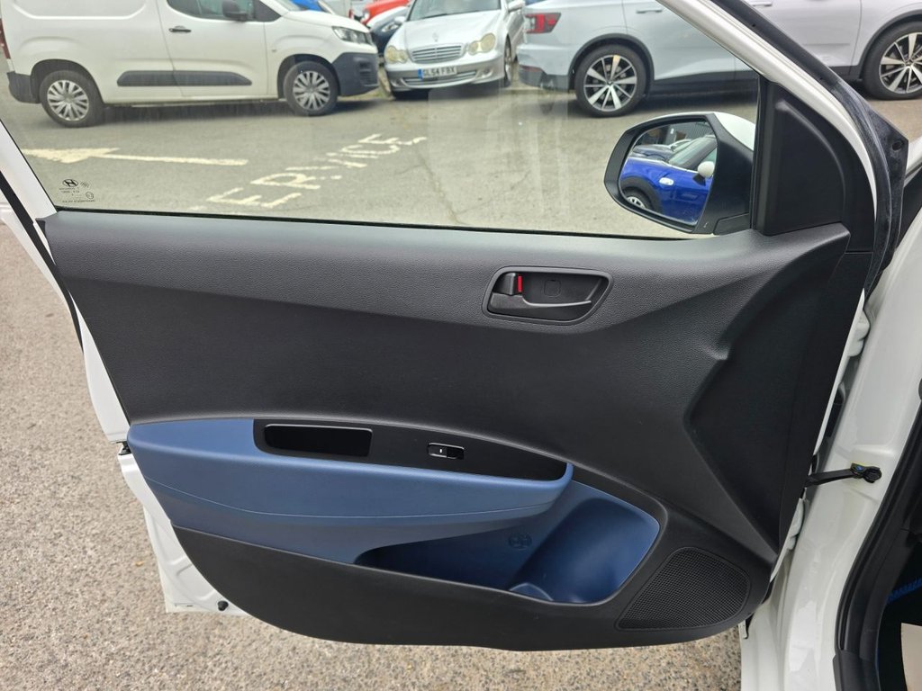 Used Hyundai i10 2016 for sale - 76634915: Photo 32