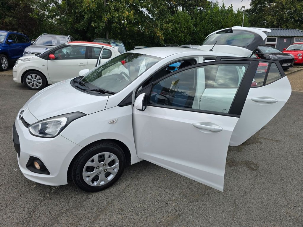 Used Hyundai i10 2016 for sale - 76634915: Photo 49