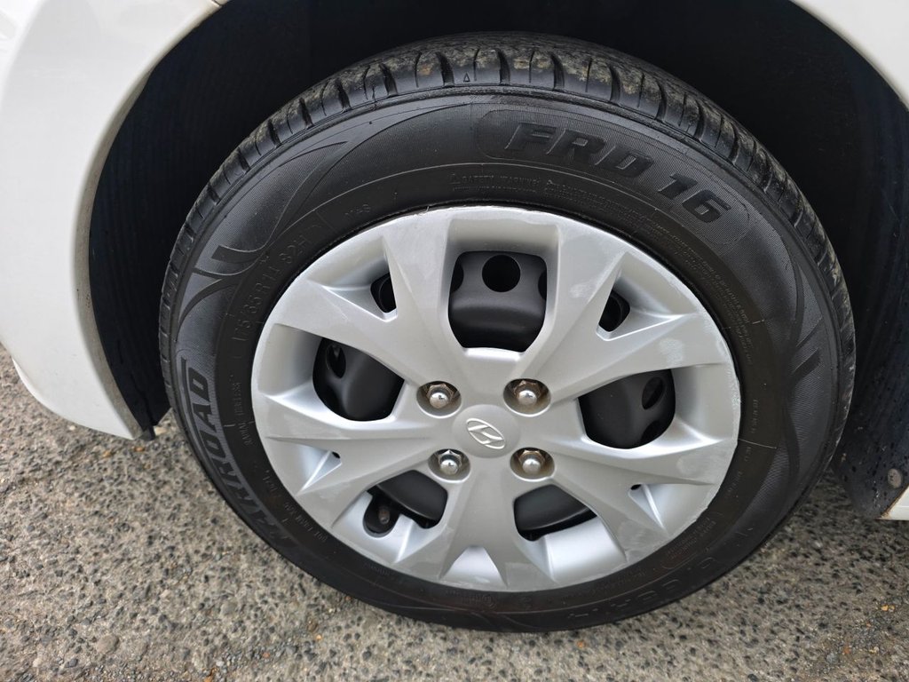 Used Hyundai i10 2016 for sale - 76634915: Photo 50