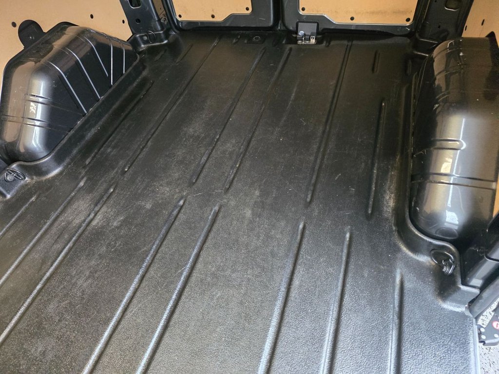 Used Ford Transit Custom 2023 for sale - 77608517: Photo 40