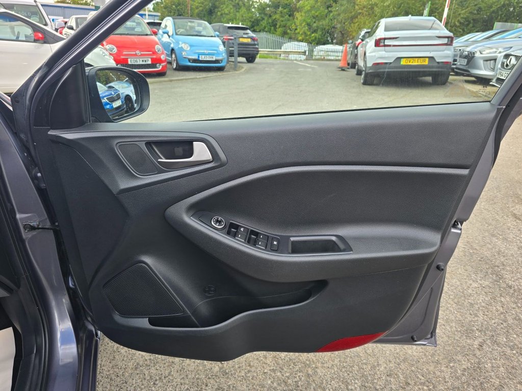 Used Hyundai i20 2018 for sale - 76634913: Photo 29