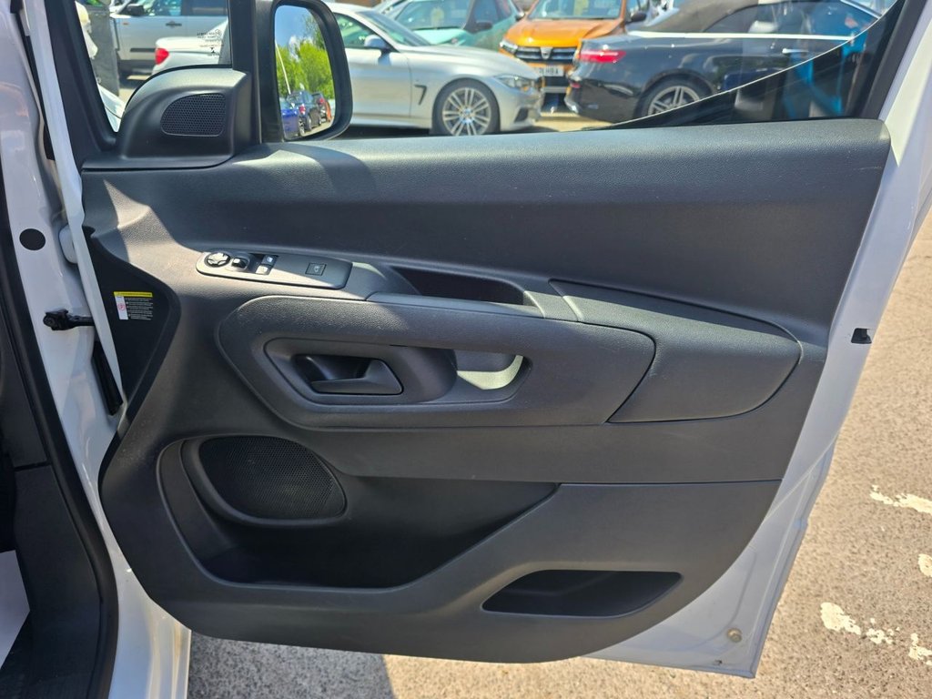 Used Peugeot Partner 2021 for sale - 76634924: Photo 28