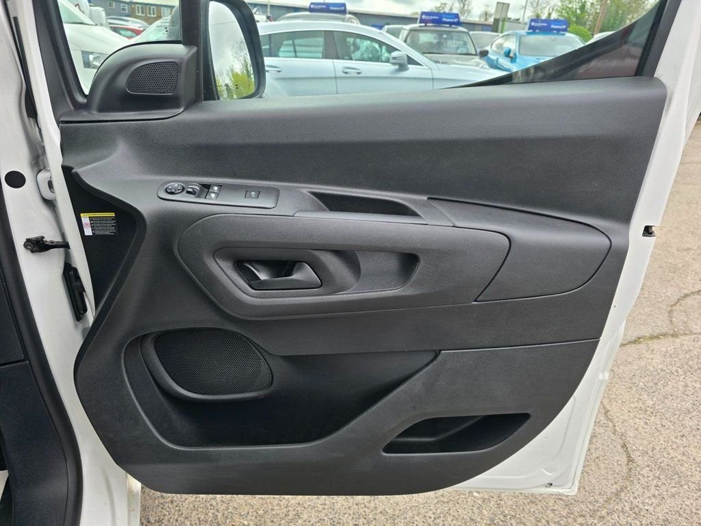 Used Peugeot Partner 2020 for sale - 77089172: Photo 21