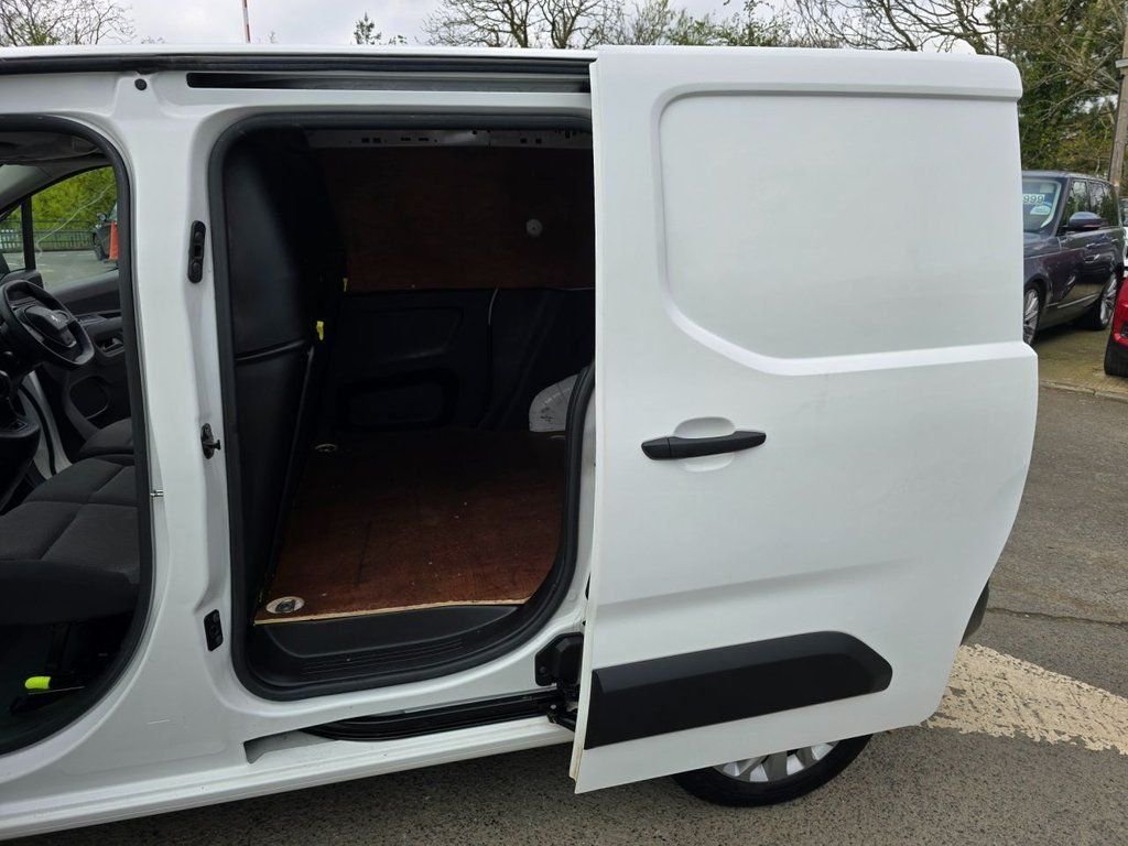 Used Peugeot Partner 2020 for sale - 77089172: Photo 24