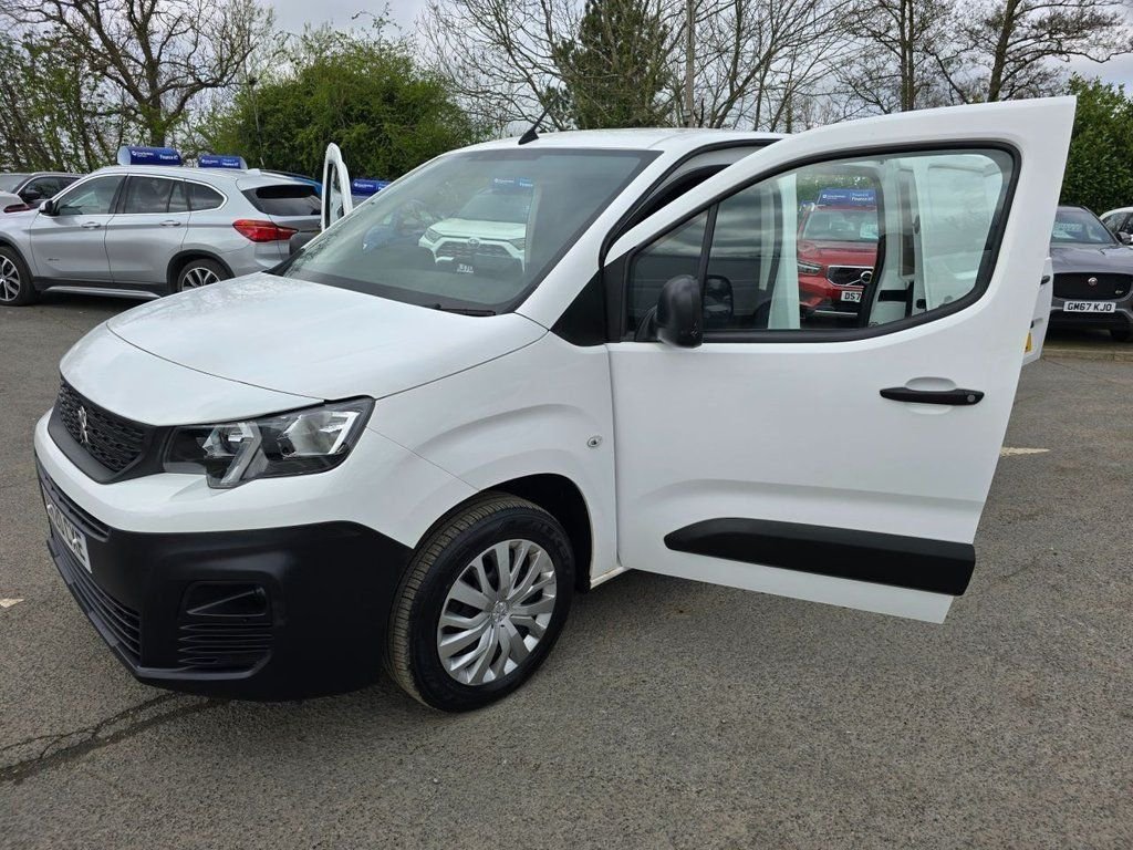 Used Peugeot Partner 2020 for sale - 77089172: Photo 31