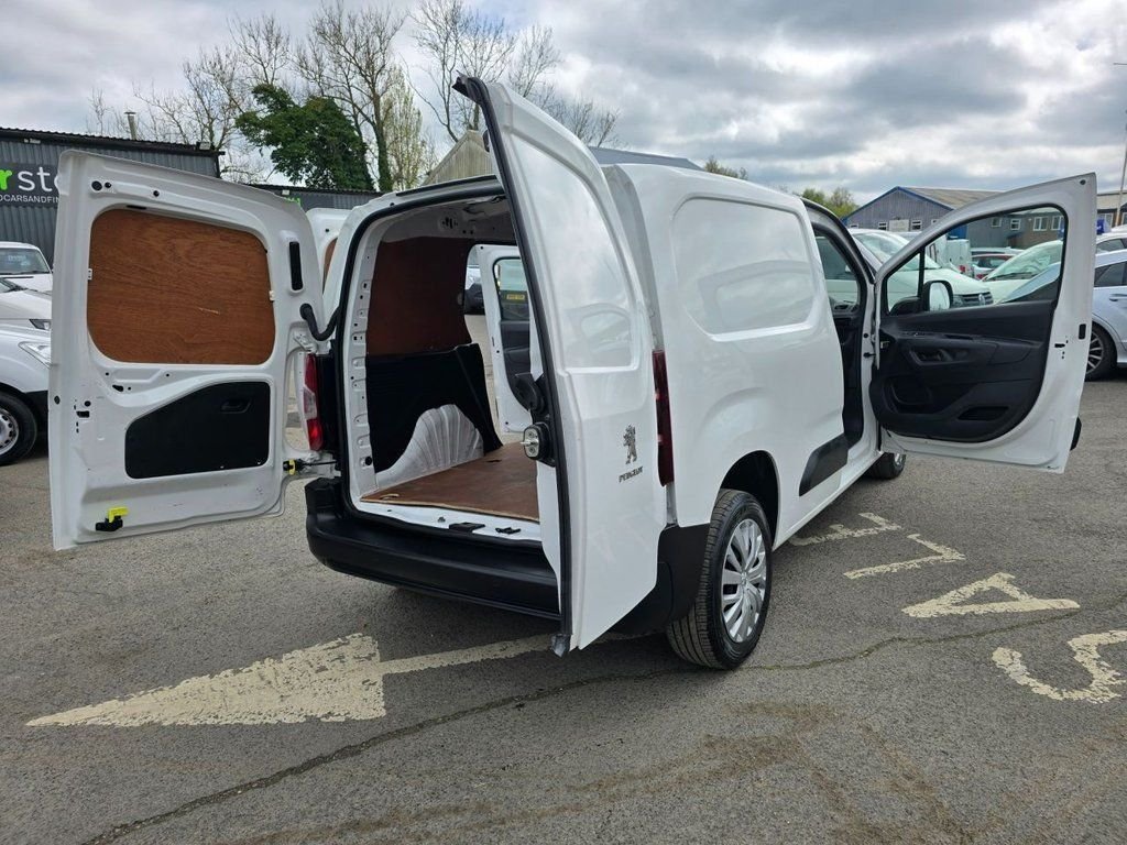 Used Peugeot Partner 2020 for sale - 77089172: Photo 33