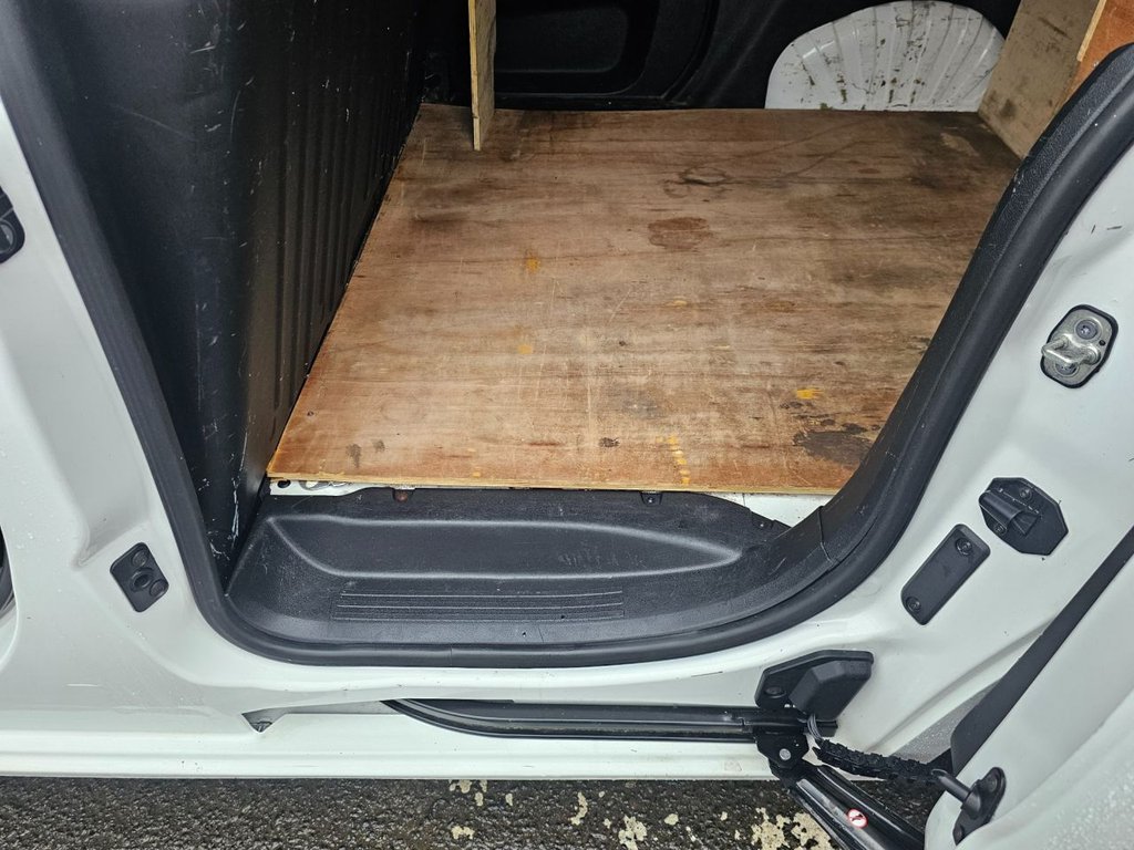 Used Citroen Berlingo 2020 for sale - 77383679: Photo 37