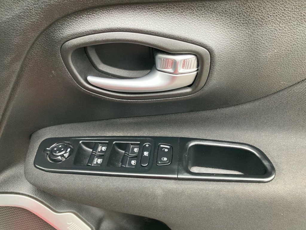 Used Jeep Renegade 2016 for sale - 77654705: Photo 26