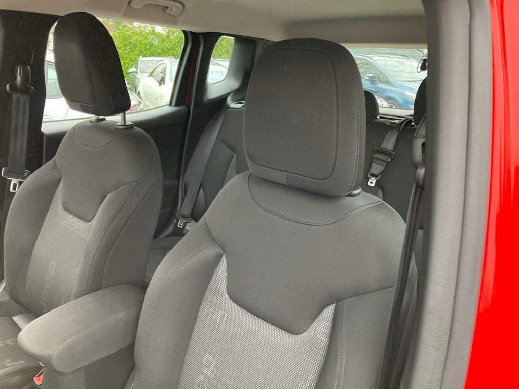 Used Jeep Renegade 2016 for sale - 77654705: Photo 30