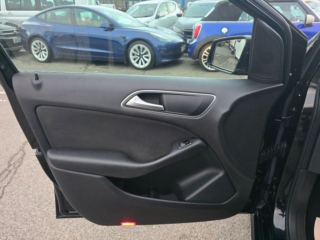 Used Mercedes-Benz B Class 2012 for sale - 76634969: Photo 35