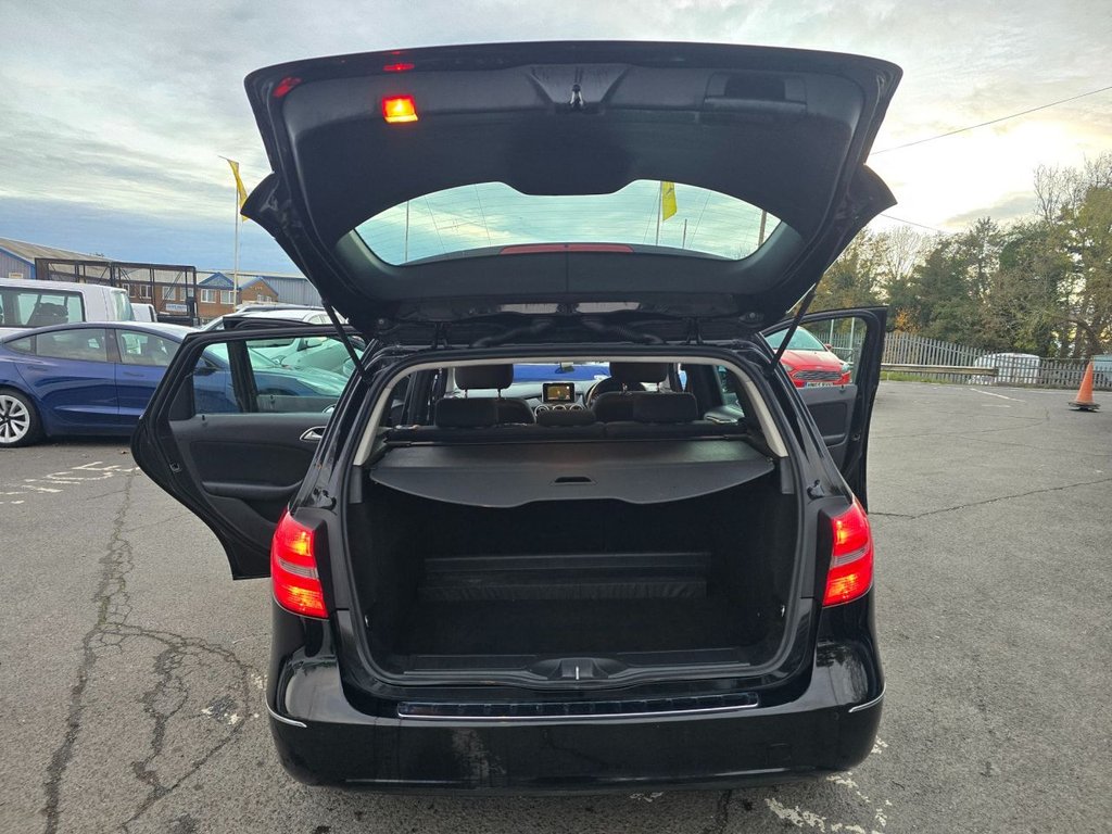 Used Mercedes-Benz B Class 2012 for sale - 76634969: Photo 42