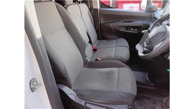 Used Peugeot Partner 2023 for sale - 77227045: Photo 15