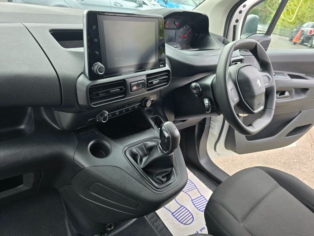 Used Peugeot Partner 2020 for sale - 76634870: Photo 24