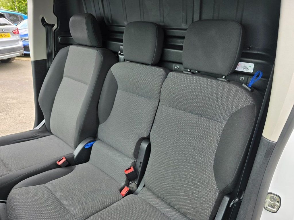 Used Peugeot Partner 2020 for sale - 76634870: Photo 25