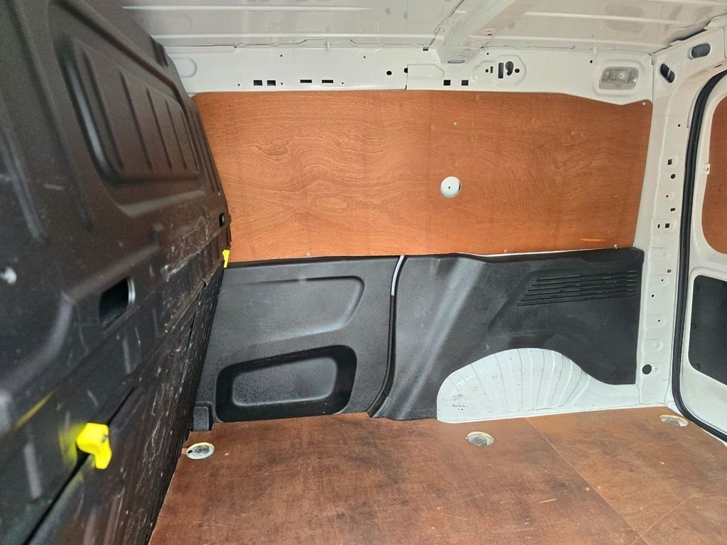 Used Peugeot Partner 2020 for sale - 76634870: Photo 28